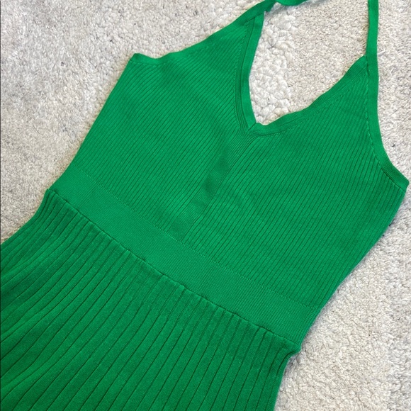 ✨5 for $15✨ A New Day Knitted Green Halter Neck Dress - Picture 5 of 9